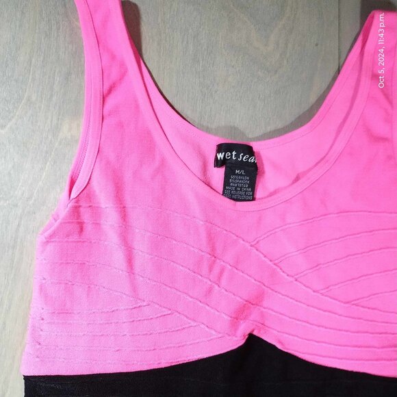 Wet Seal Iconic Body Con dress Y2K Medium/Large, stretchy black and pink halter - Picture 5 of 10